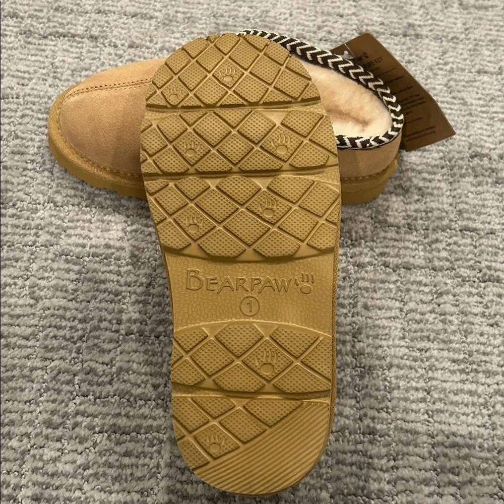 BearPaw Tabitha Youth Kid's Indoor/outdoor Slippers 1